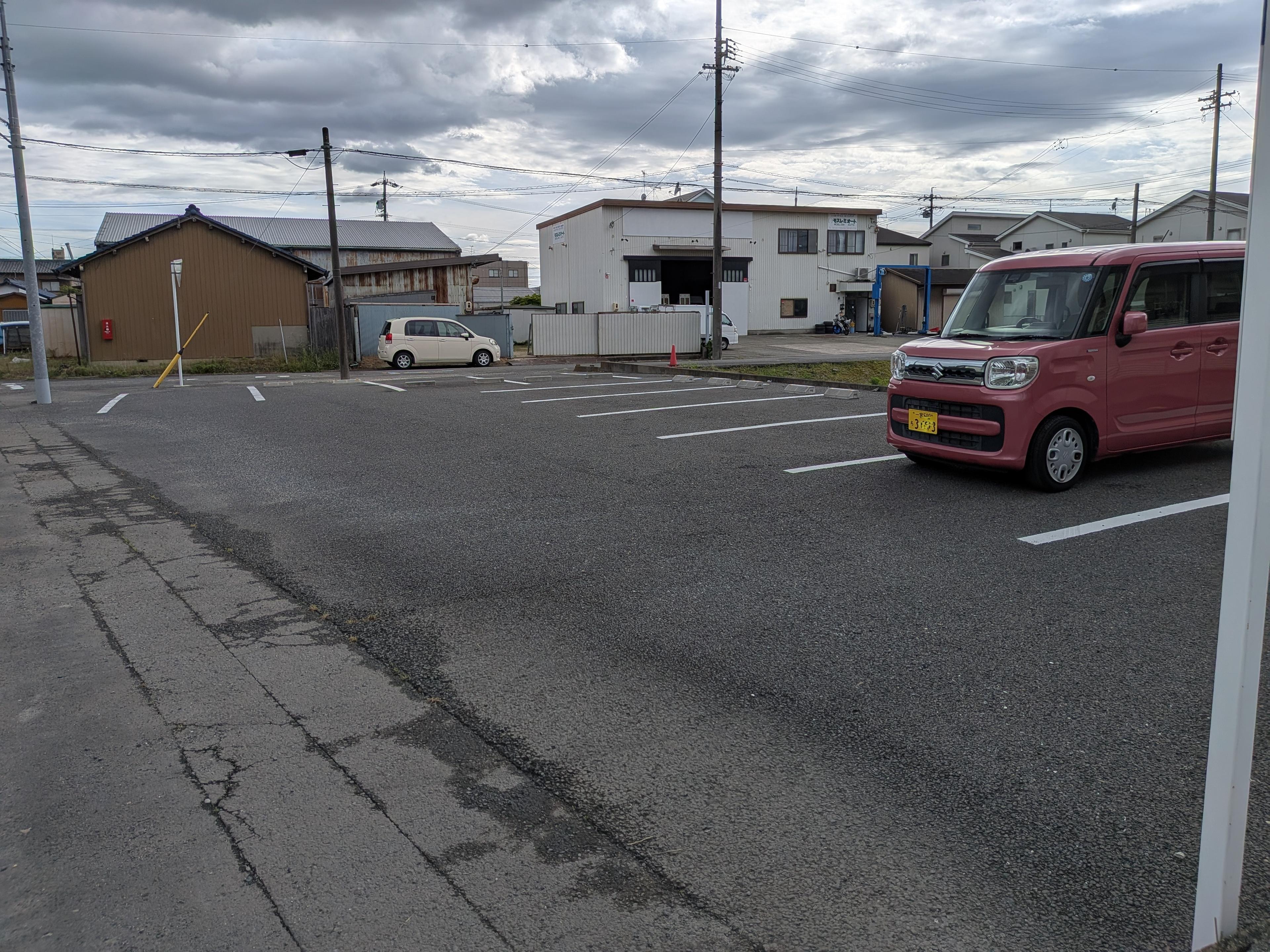 阿原宮前208駐車場の外観・駐車場イメージ2枚目