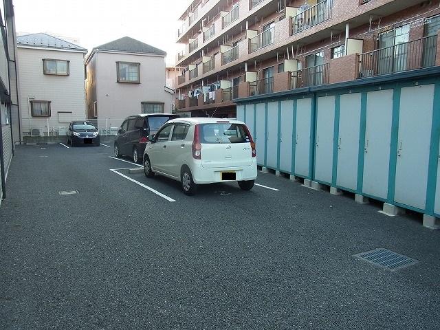 アンフィニ(11615)の外観・駐車場イメージ1枚目