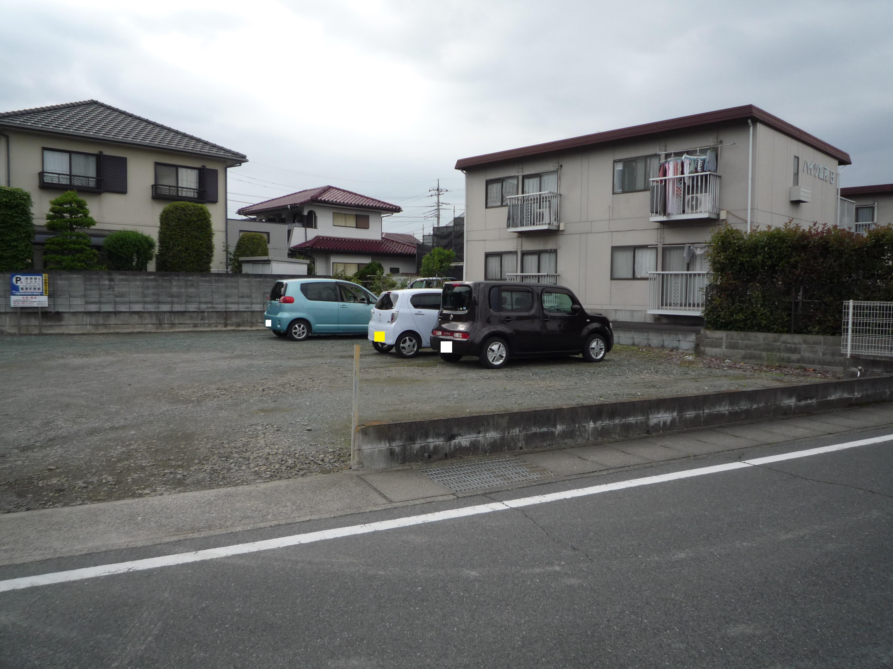 飯塚町塚越月極駐車場の外観・駐車場イメージ3枚目