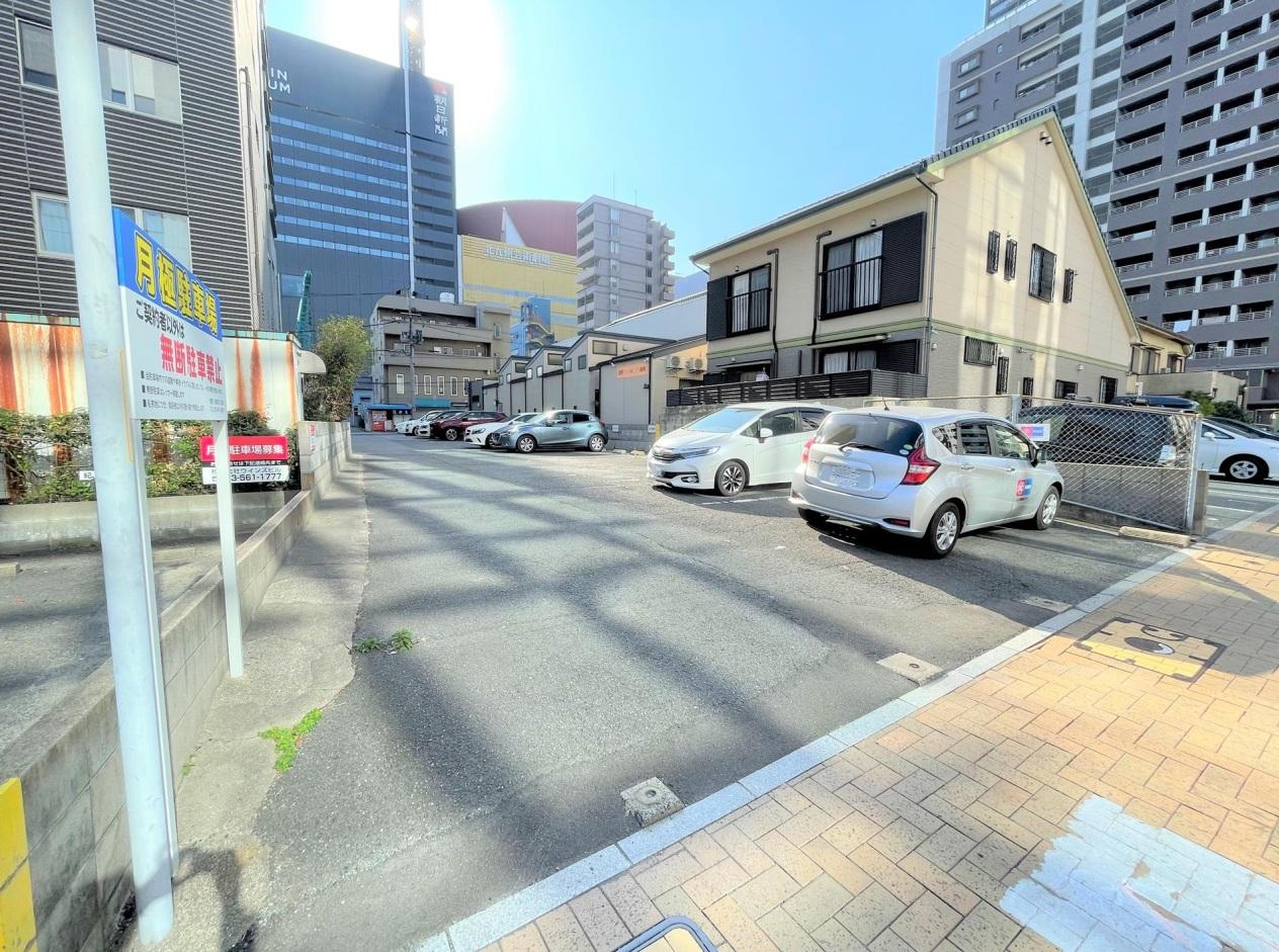 室町駐車場の外観・駐車場イメージ2枚目