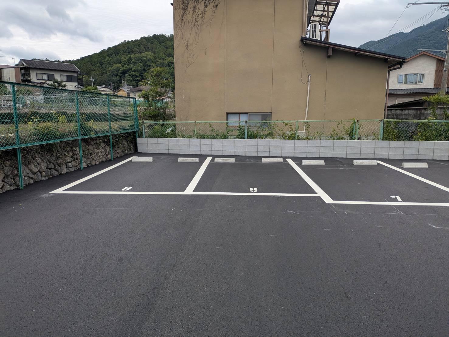 オカイラ・ガレージの外観・駐車場イメージ3枚目