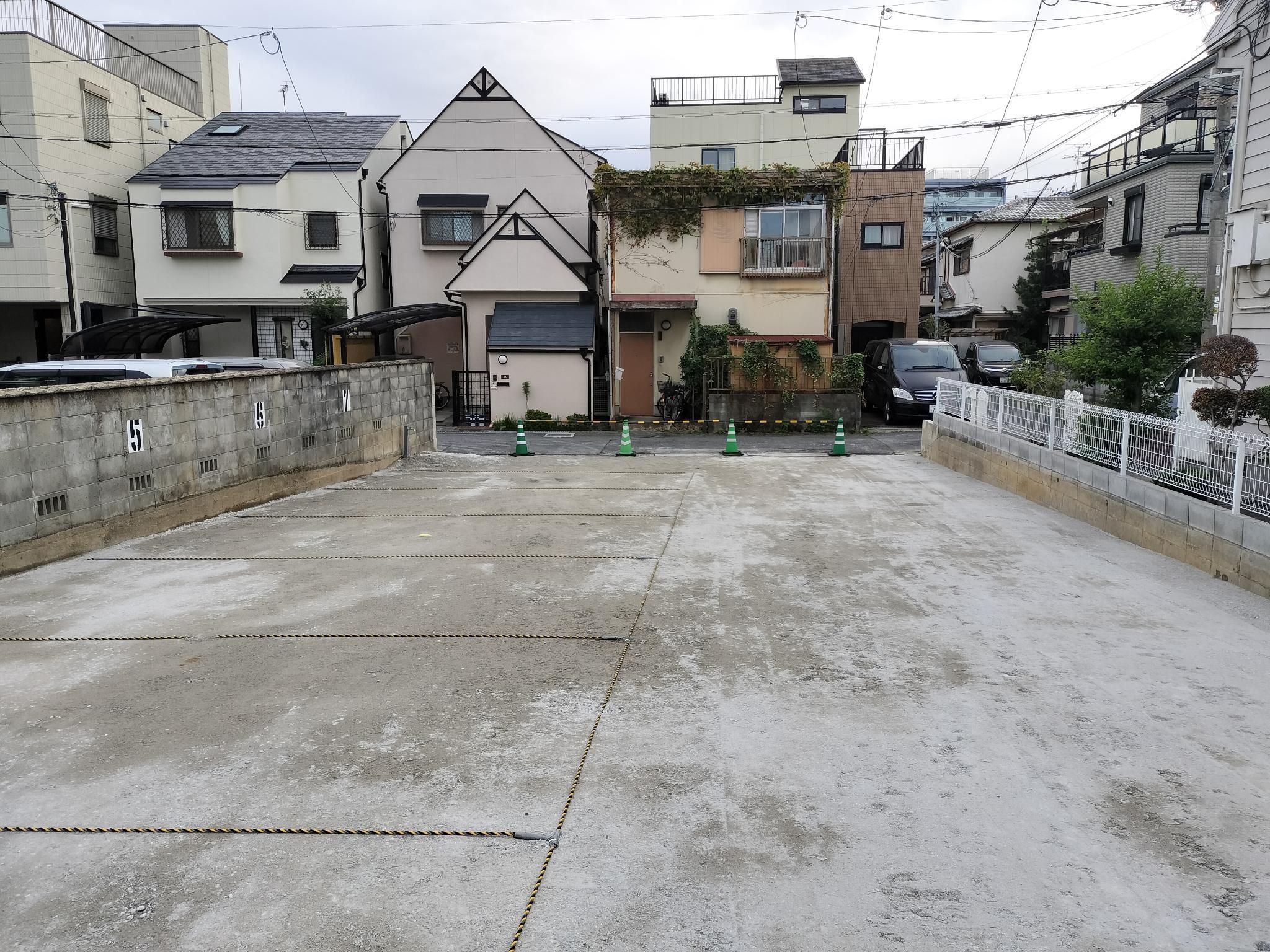 西中条池上駐車場の外観・駐車場イメージ2枚目