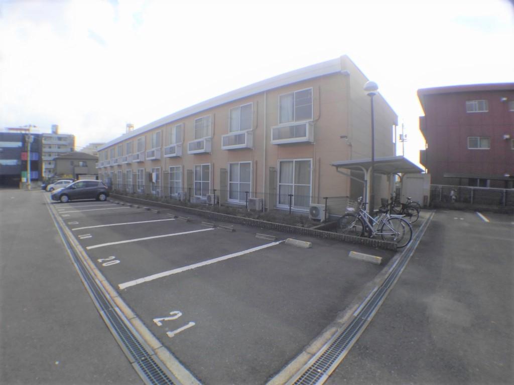 Karatachi(20011)の外観・駐車場イメージ2枚目