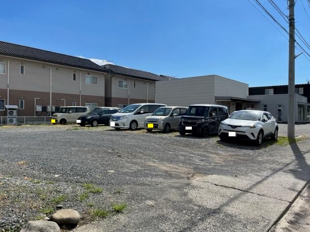 緑町1丁目中央月極駐車場の外観・駐車場イメージ2枚目
