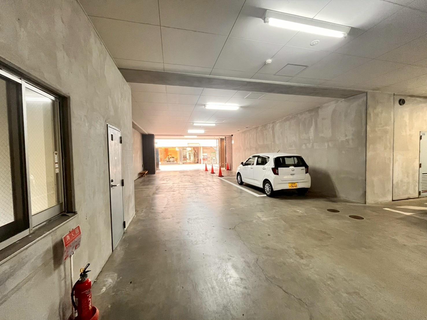 ヤマムラパーキングの外観・駐車場イメージ3枚目