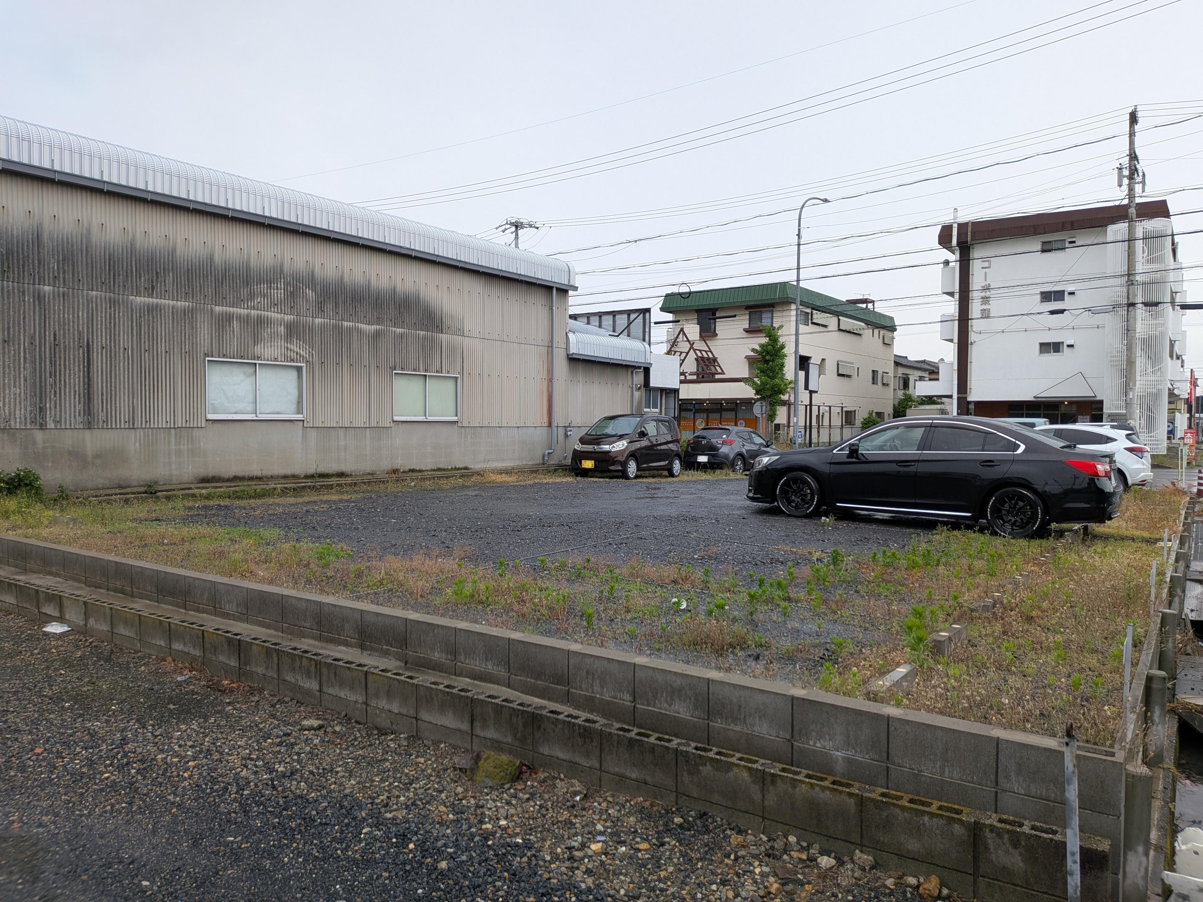 西赤土133駐車場(コーポ東蒲敷地外駐車場)の外観・駐車場イメージ2枚目