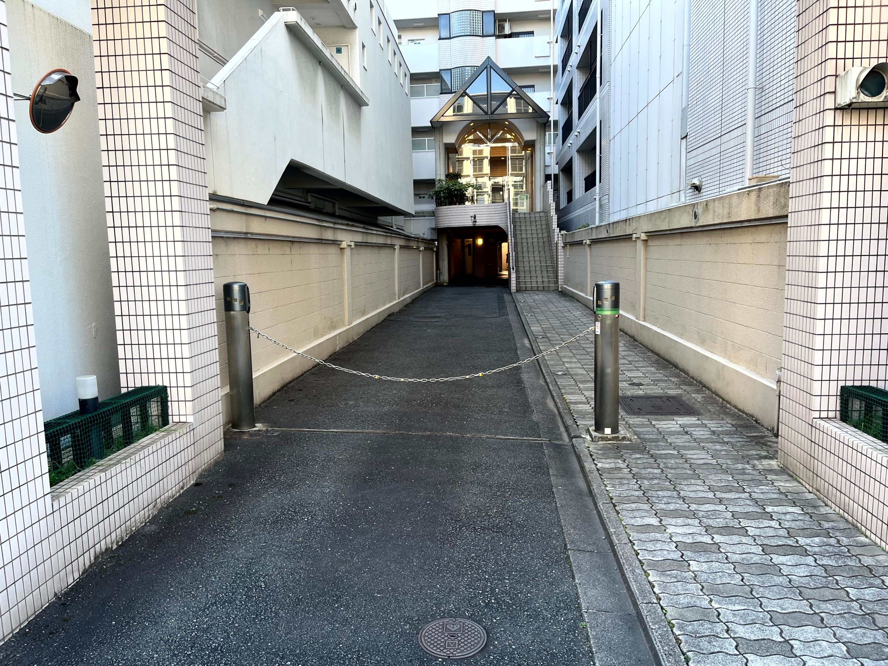 サニーパーク小坂駐車場の外観・駐車場イメージ1枚目