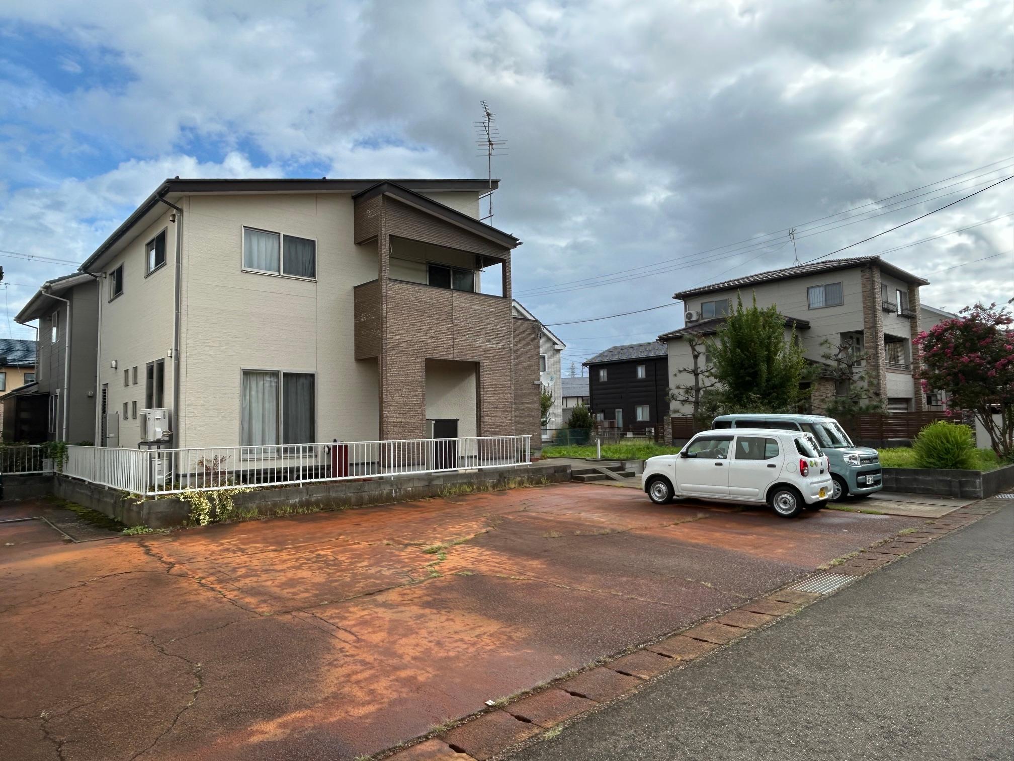パーキング宮澤の外観・駐車場イメージ1枚目