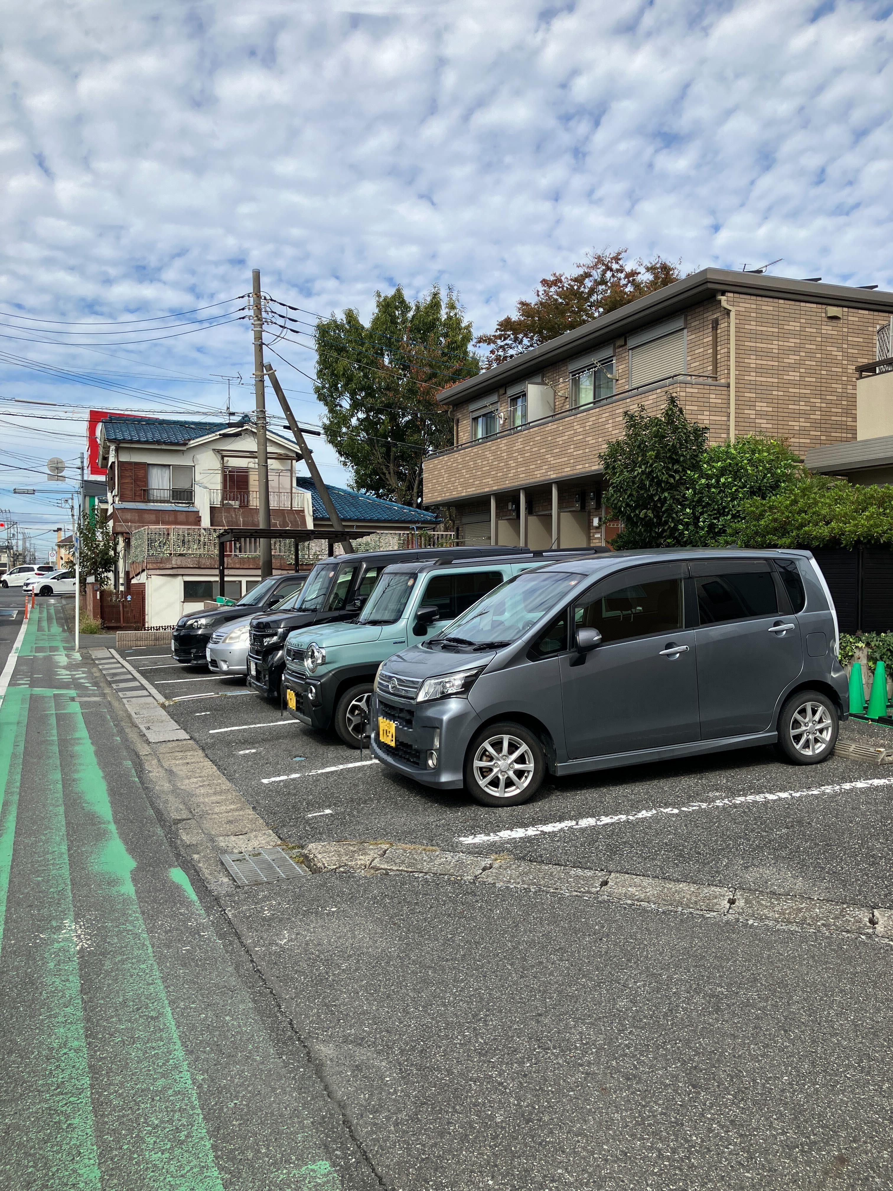 BONNE FORTUNE 敷地内駐車場の外観・駐車場イメージ2枚目