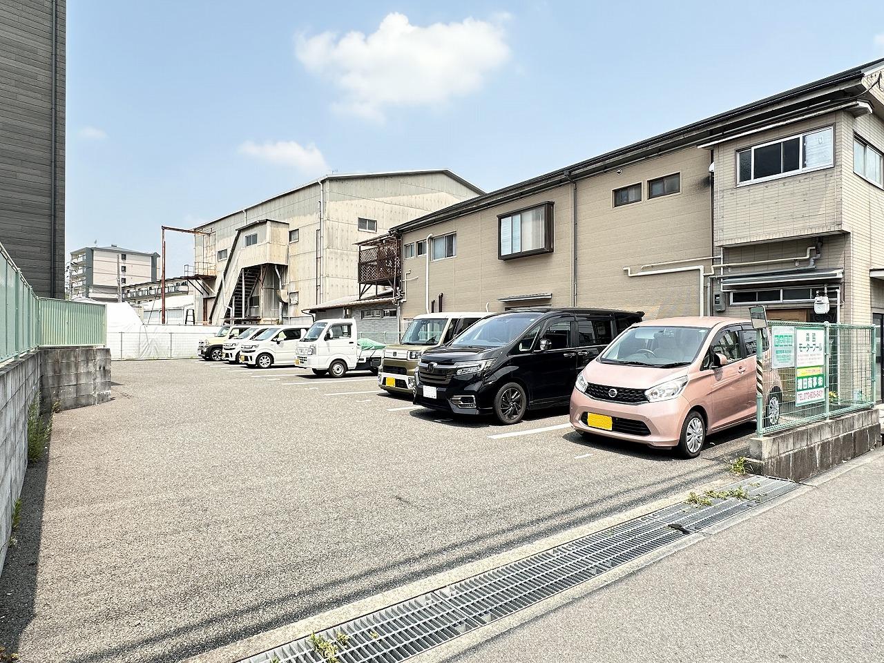 森脇モータープールの外観・駐車場イメージ3枚目