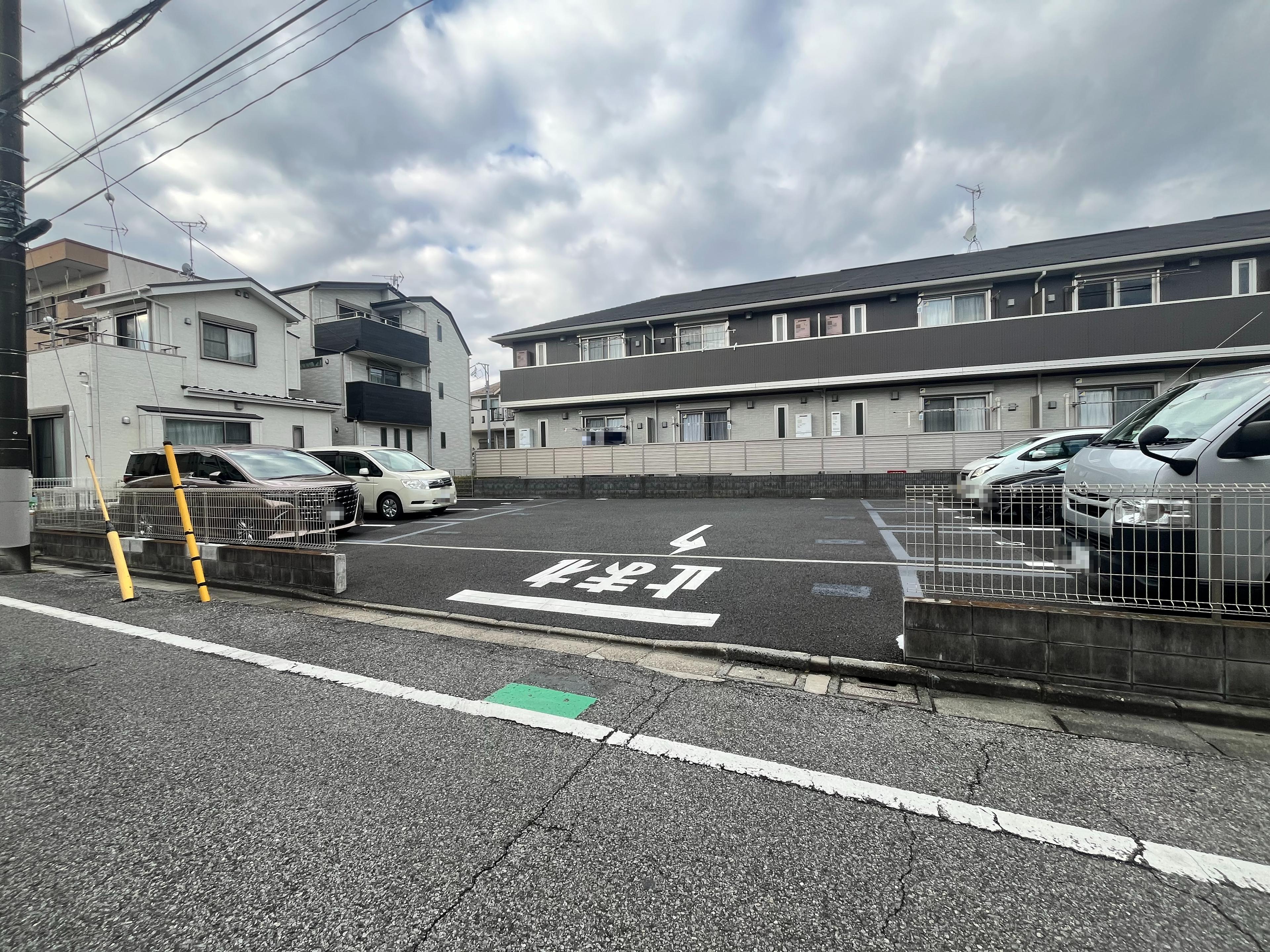 高砂7-10駐車場の外観・駐車場イメージ1枚目