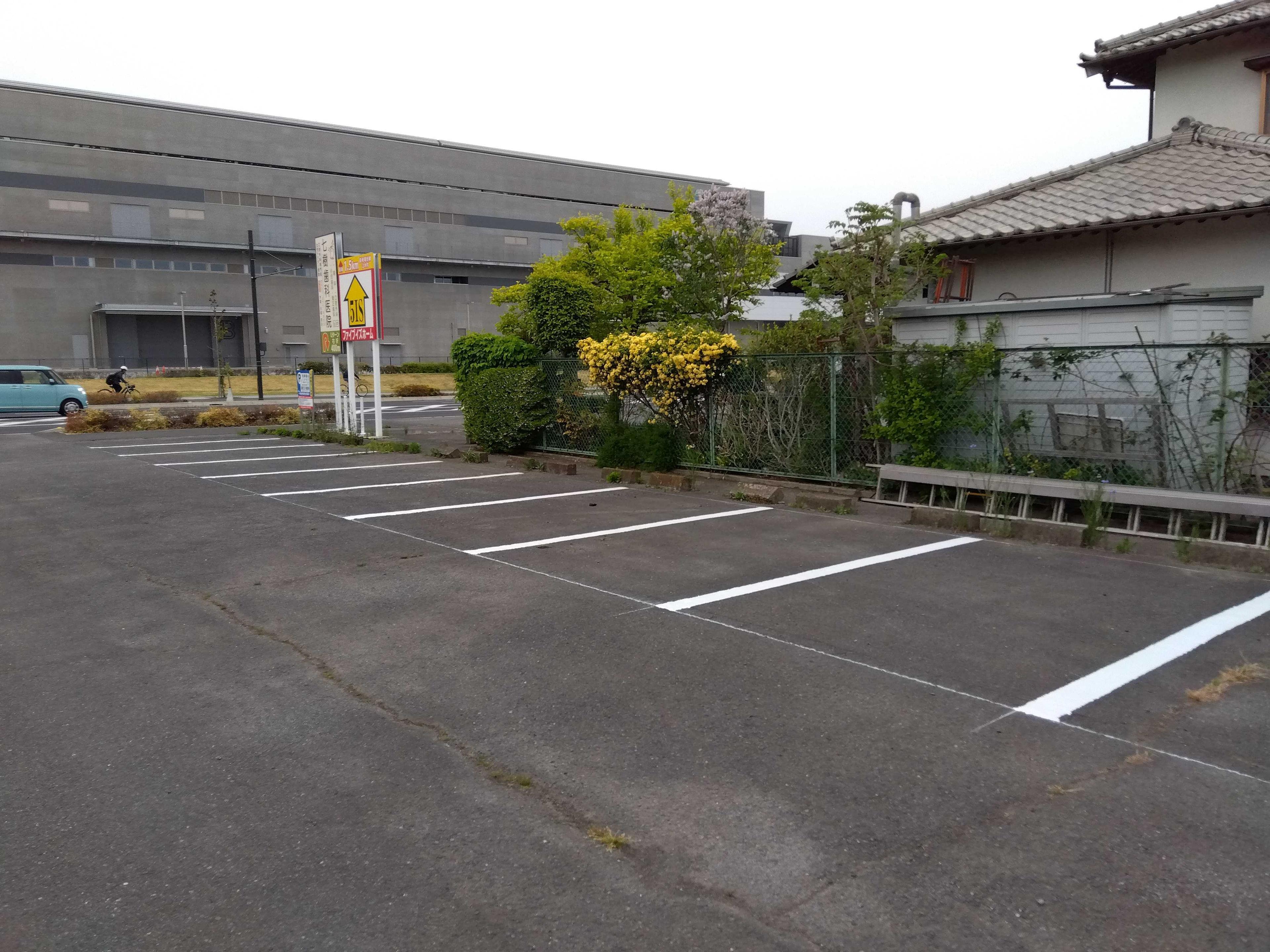 双葉町1225-1月極駐車場の外観・駐車場イメージ3枚目