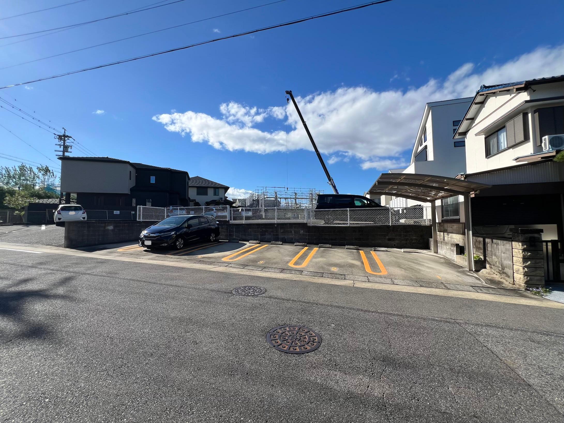 横地駐車場の外観・駐車場イメージ2枚目