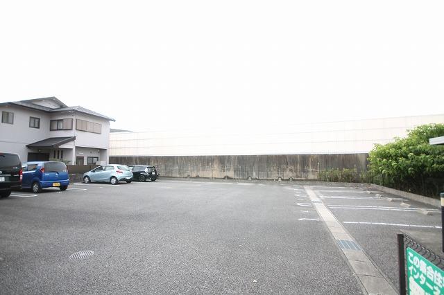 Fiore Vitaの外観・駐車場イメージ1枚目