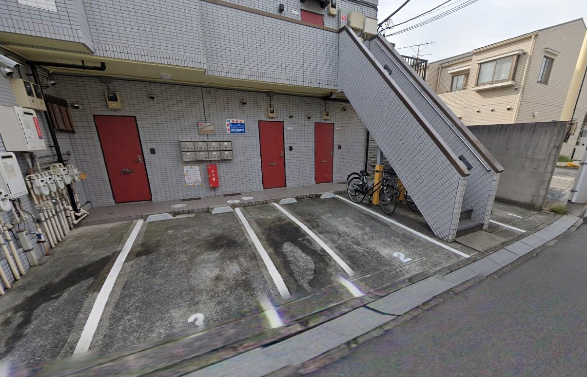 デューク誠駐車場の外観・駐車場イメージ1枚目