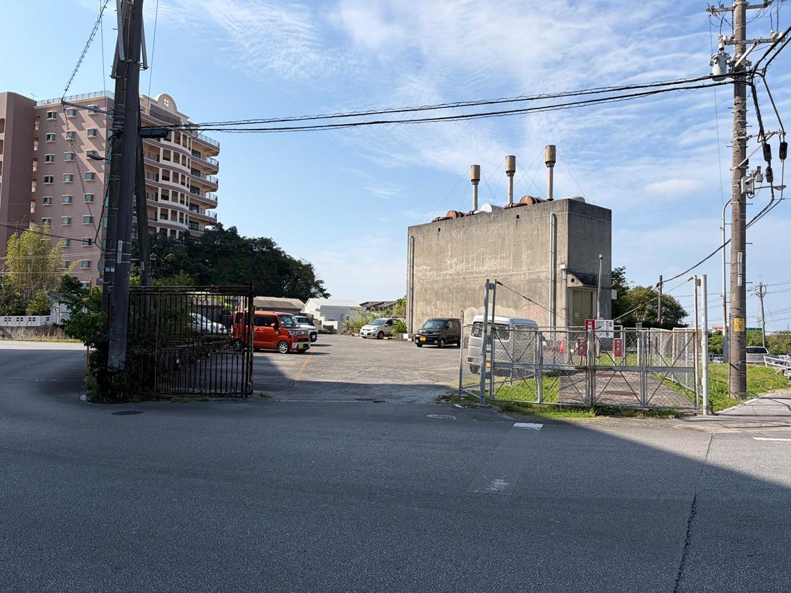 高江洲駐車場の外観・駐車場イメージ2枚目