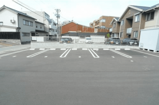 味噌蔵パーキングの外観・駐車場イメージ2枚目