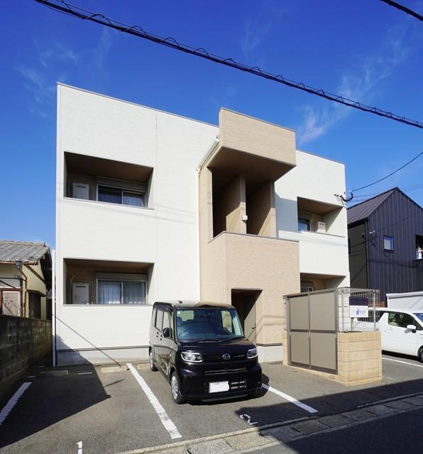 メゾンクレール有田の外観・駐車場イメージ1枚目