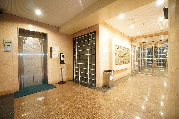 ソレアード薬院の外観・駐車場イメージ2枚目