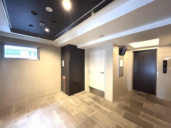 サニークレスト須崎町の外観・駐車場イメージ2枚目