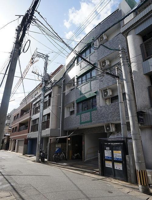 スティングレー大濠の外観・駐車場イメージ1枚目