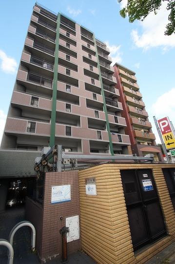 KT大濠の外観・駐車場イメージ1枚目