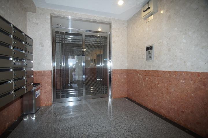 KT大濠の外観・駐車場イメージ2枚目