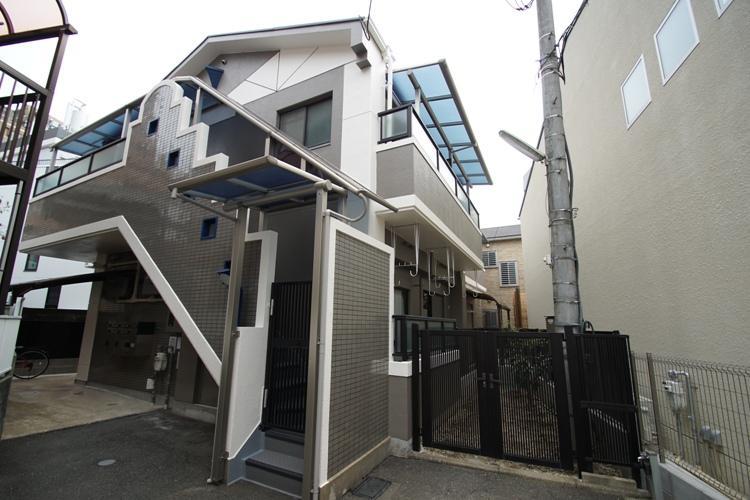 シャトレ警固3の外観・駐車場イメージ1枚目