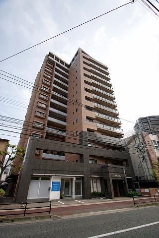 ヴィルコート城南の外観・駐車場イメージ1枚目