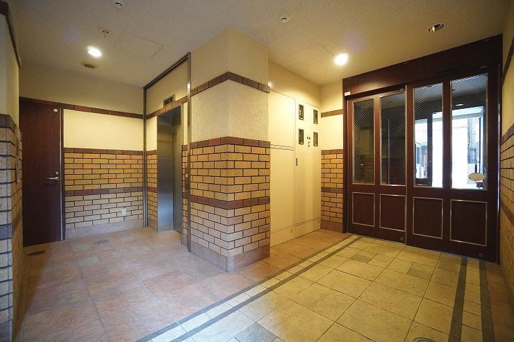 フェイスカミーユの外観・駐車場イメージ2枚目