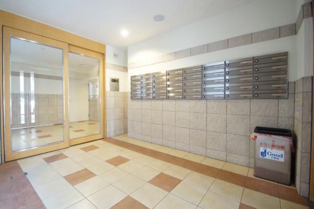 リブル高砂の外観・駐車場イメージ2枚目