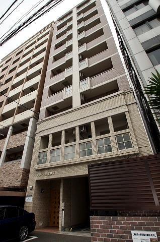 アブニール舞鶴Ⅱの外観・駐車場イメージ1枚目