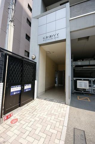 グルービー渡辺通の外観・駐車場イメージ2枚目