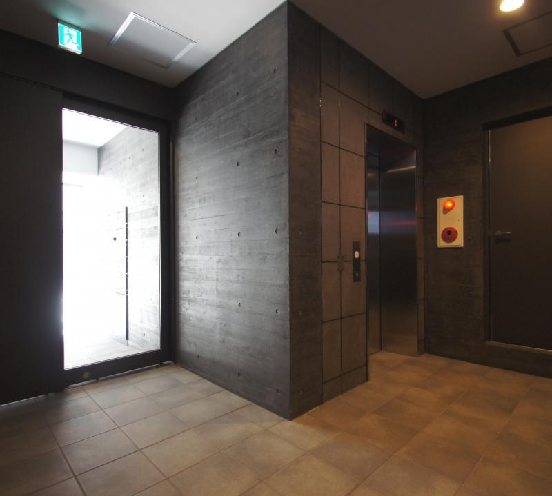 リュクス大濠の外観・駐車場イメージ2枚目