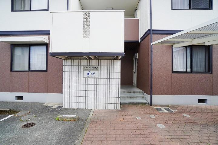 セジュールエミネンスAMANO A・Bの外観・駐車場イメージ2枚目