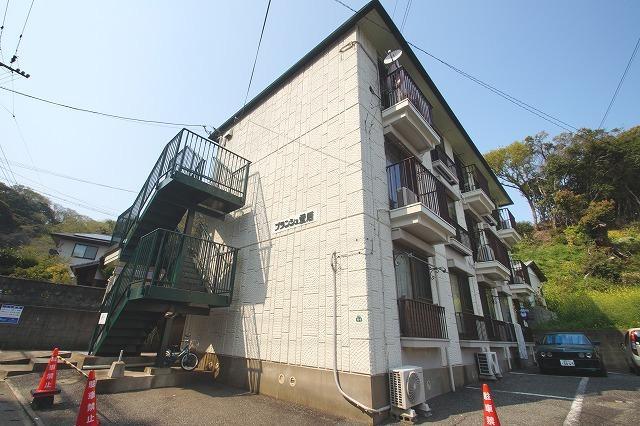 ブランシュ愛后の外観・駐車場イメージ1枚目