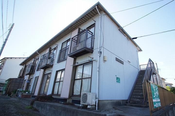 ハイマートハウスの外観・駐車場イメージ1枚目