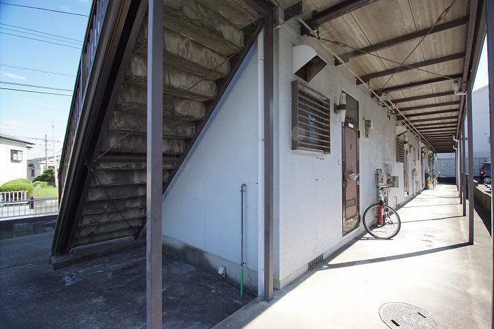 ハイマートハウスの外観・駐車場イメージ2枚目