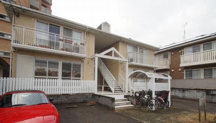 カーサ野間の外観・駐車場イメージ1枚目