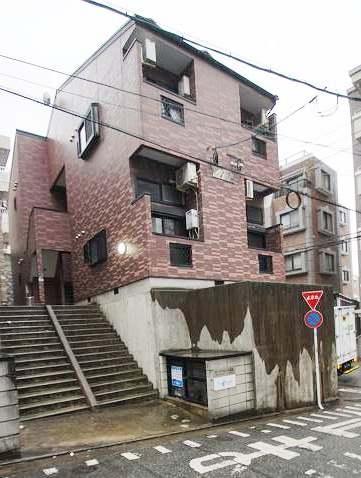 オークフォレスト高宮の外観・駐車場イメージ1枚目