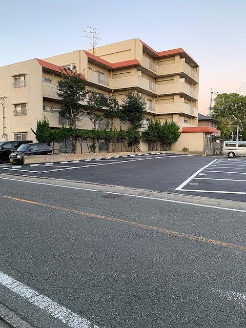 Yパーキングの外観・駐車場イメージ2枚目