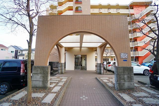 パストラルピア(管理終了)の外観・駐車場イメージ2枚目