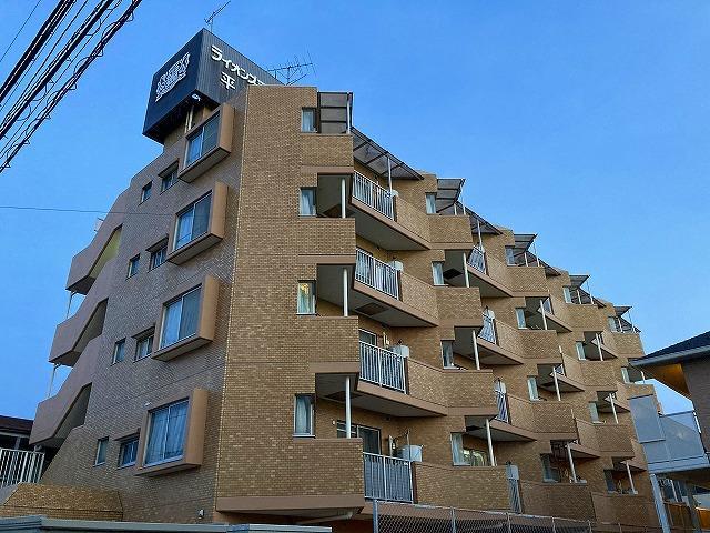 ライオンズマンション平塚第3(管理終了)の外観・駐車場イメージ1枚目