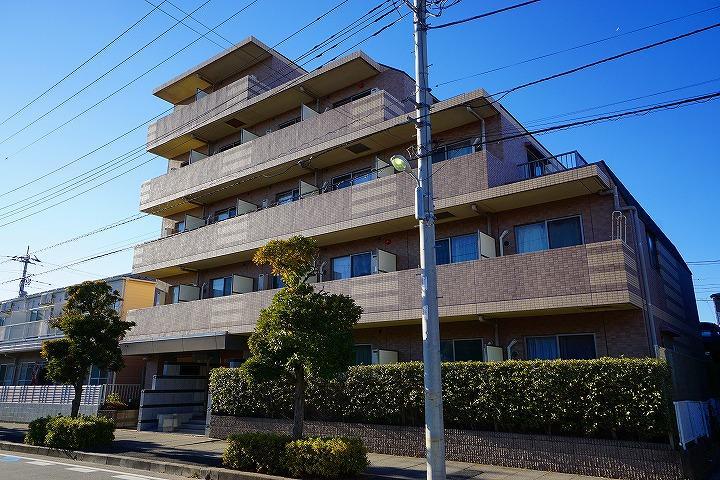 市川妙典レジデンスの外観・駐車場イメージ1枚目