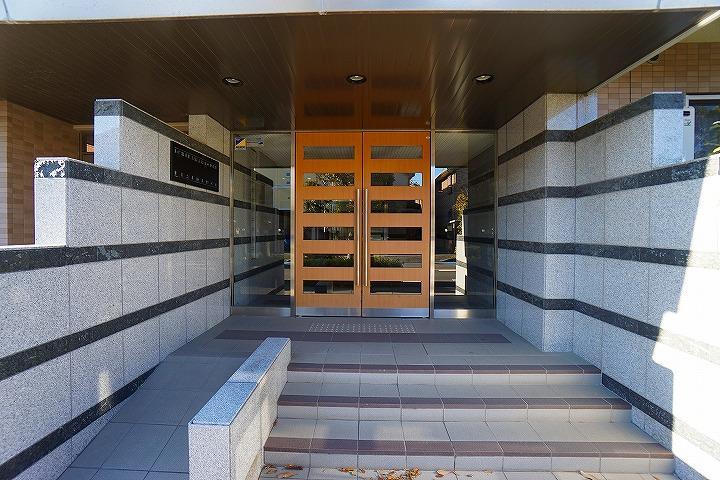 市川妙典レジデンスの外観・駐車場イメージ2枚目