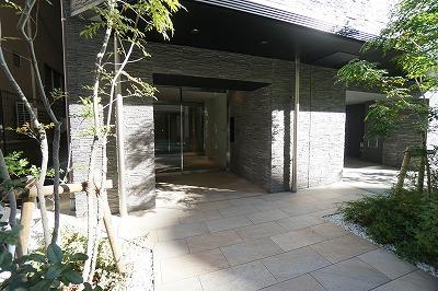 江戸川橋ステーションレジデンスの外観・駐車場イメージ2枚目