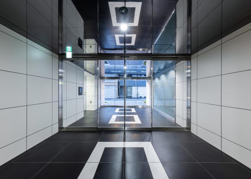 ジェノヴィア南千住Ⅳスカイガーデンの外観・駐車場イメージ2枚目