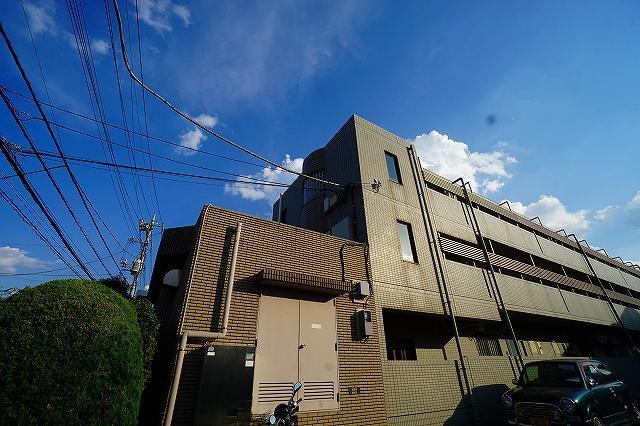 ピア・グランデ弐番館の外観・駐車場イメージ1枚目