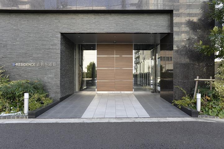 La Douceur志賀本通Ⅱの外観・駐車場イメージ2枚目