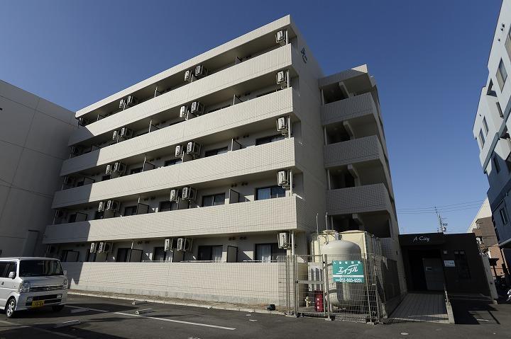 A・City柴田本通の外観・駐車場イメージ1枚目